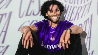 ¡El misterio resuelto! ¿Por qué el "Chino" Huerta no pudo debutar en la Europa League?