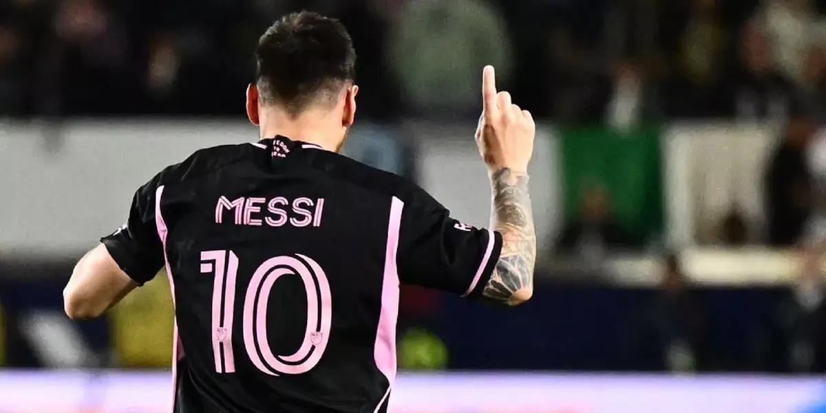 Lionel Messi vuelve a cambiar de peinado y ahora sorprendió a todos con este look