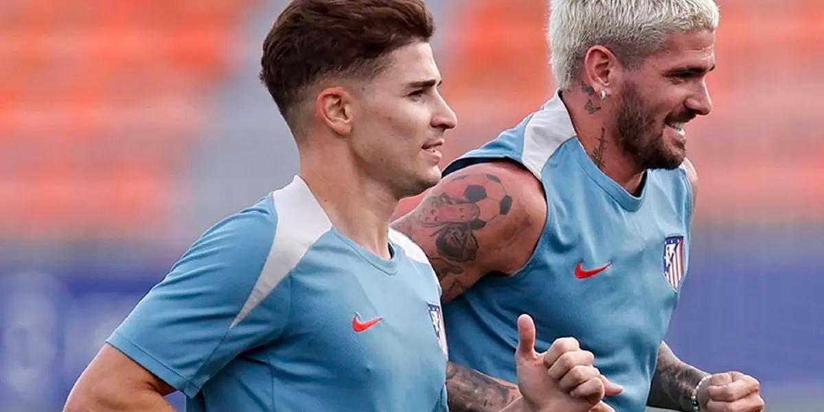 Todo lo que dejó la entrevista en inglés a Julián Álvarez y Rodrigo De Paul