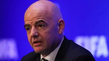Gianni Infantino alza la voz: La FIFA contra el racismo que mancha al fútbol