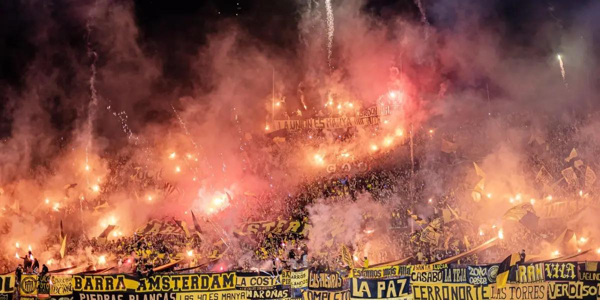 (Video) El impresionante recibimiento de las hinchadas en el Clásico de Uruguay
