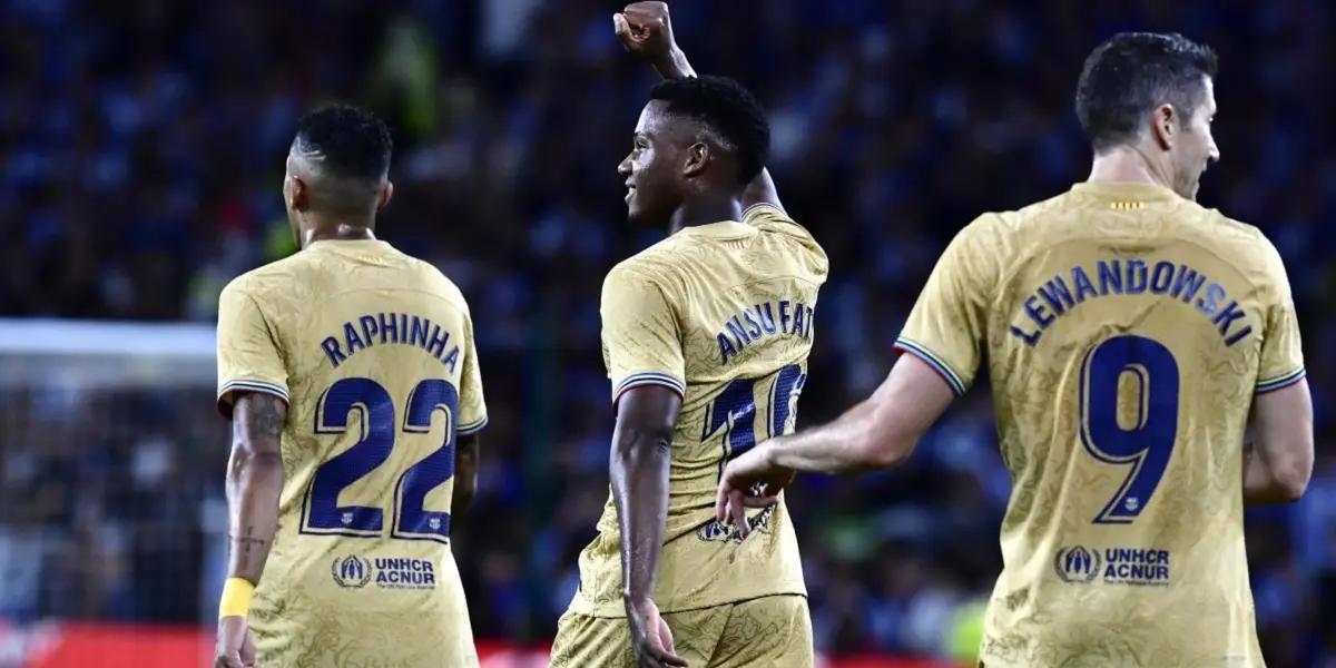 El gesto de Lewandoswki con Ansu Fati, que Messi no habría hecho con algún canterano