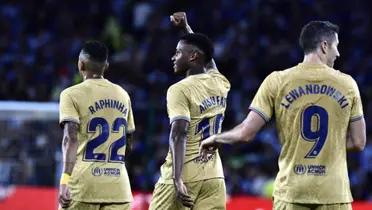 El gesto de Lewandoswki con Ansu Fati, que Messi no habría hecho con algún canterano