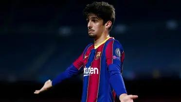 Fracasó en el FC Barcelona, el club de La Liga que buscaría su contratación del Sporting