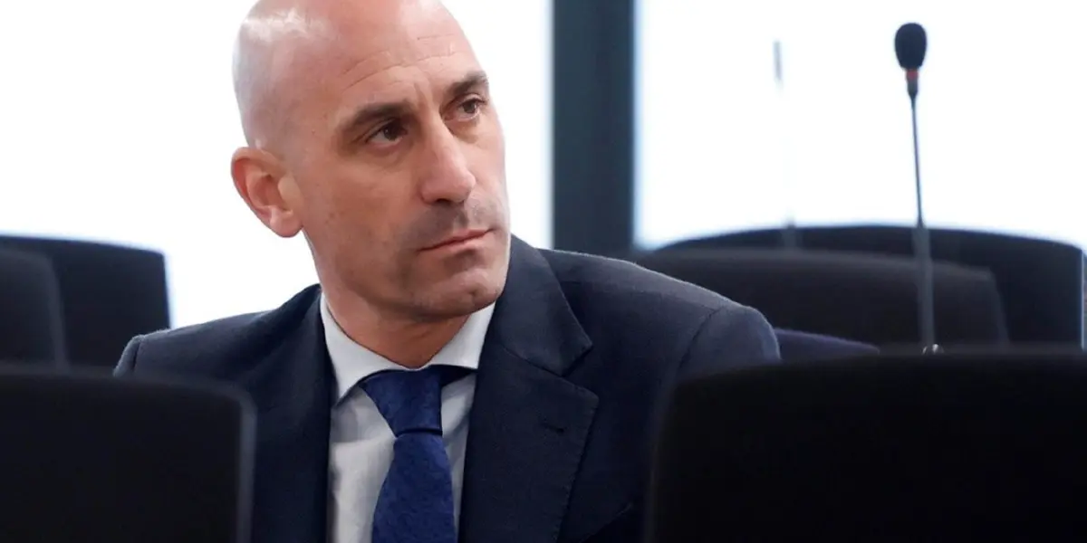 La condena que recibió Luis Rubiales por besar a Jenni Hermoso